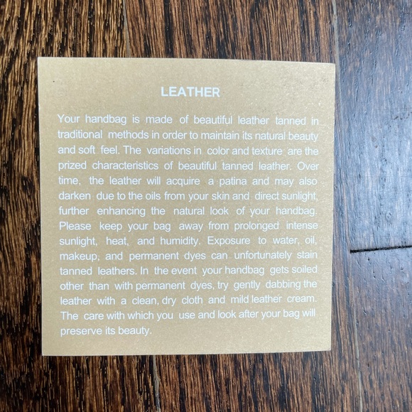 Micheal Kors set (Purse, Wristlet, phone wallet) - Picture 2 of 2